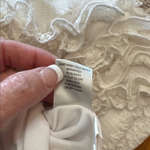 White Sleeveless Dress by Dressbarn - Picture 9 of 13